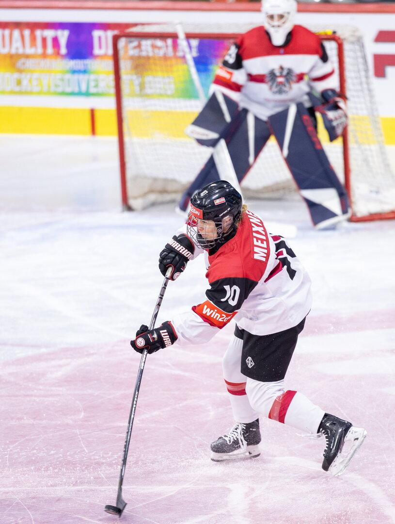 EISHOCKEY/IIHF FRAUEN WM/DIVISION 1A/1. RUNDE/ NORWEGEN - ÖSTERREICH