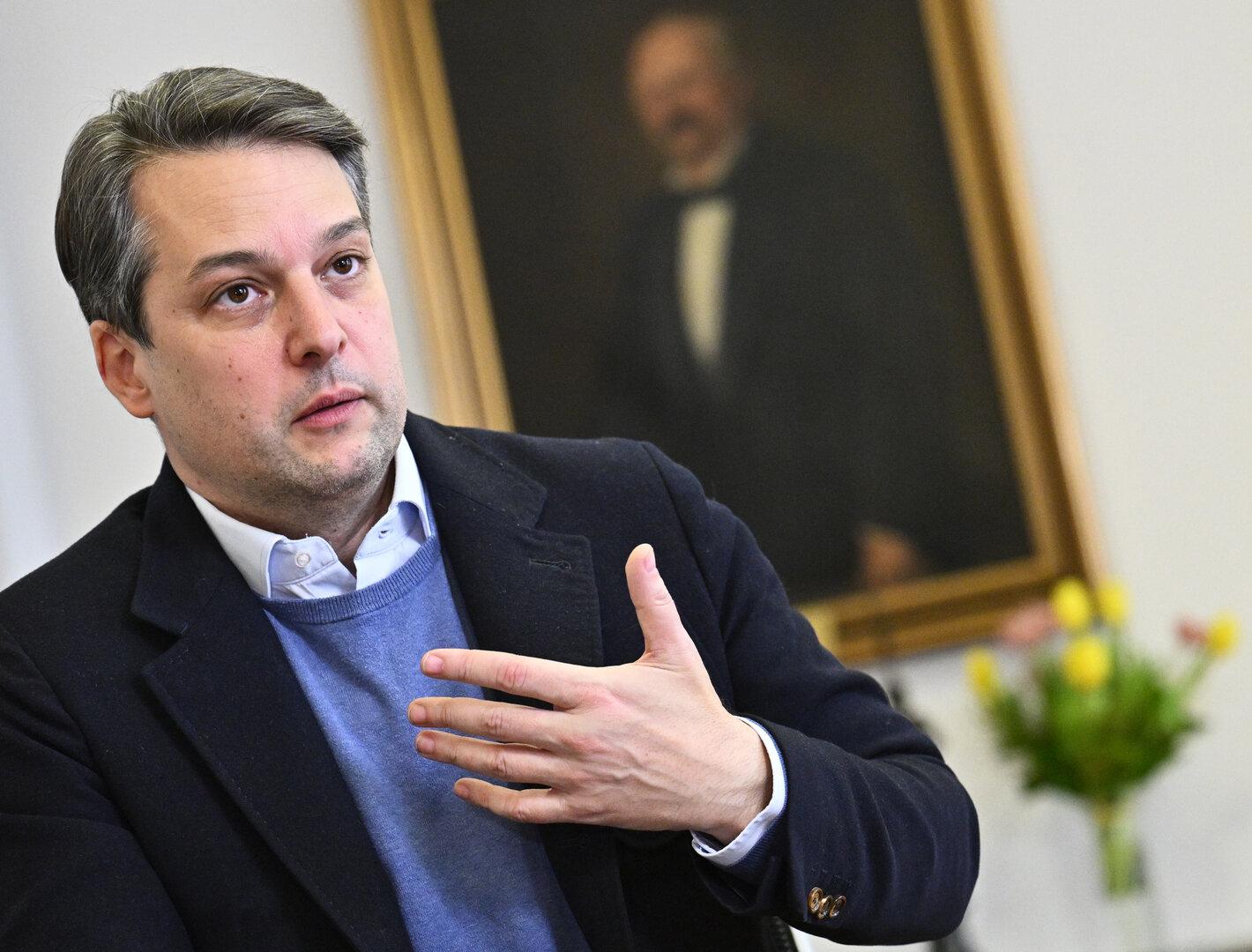 WIEN-WAHL: INTERVIEW MIT FPÖ-SPITZENKANDIDAT DOMINIK NEPP