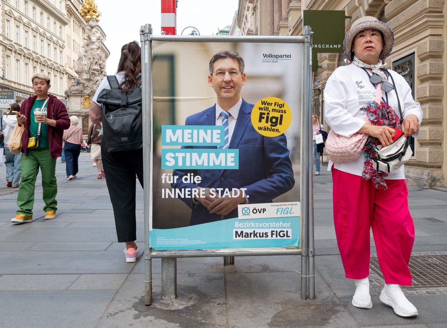 Ein Wahlplakat für Markus Figl von der ÖVP in der Wiener Innenstadt.