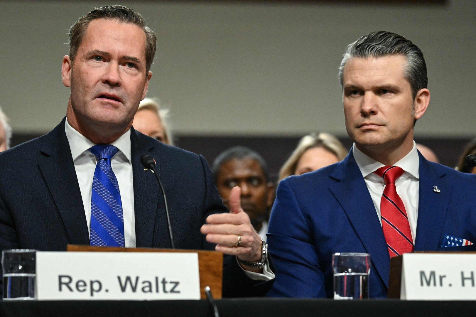 "Gefeuert" - wie Trumps Sicherheitsberater -auch - Opfer eines Machtkampfes wurde