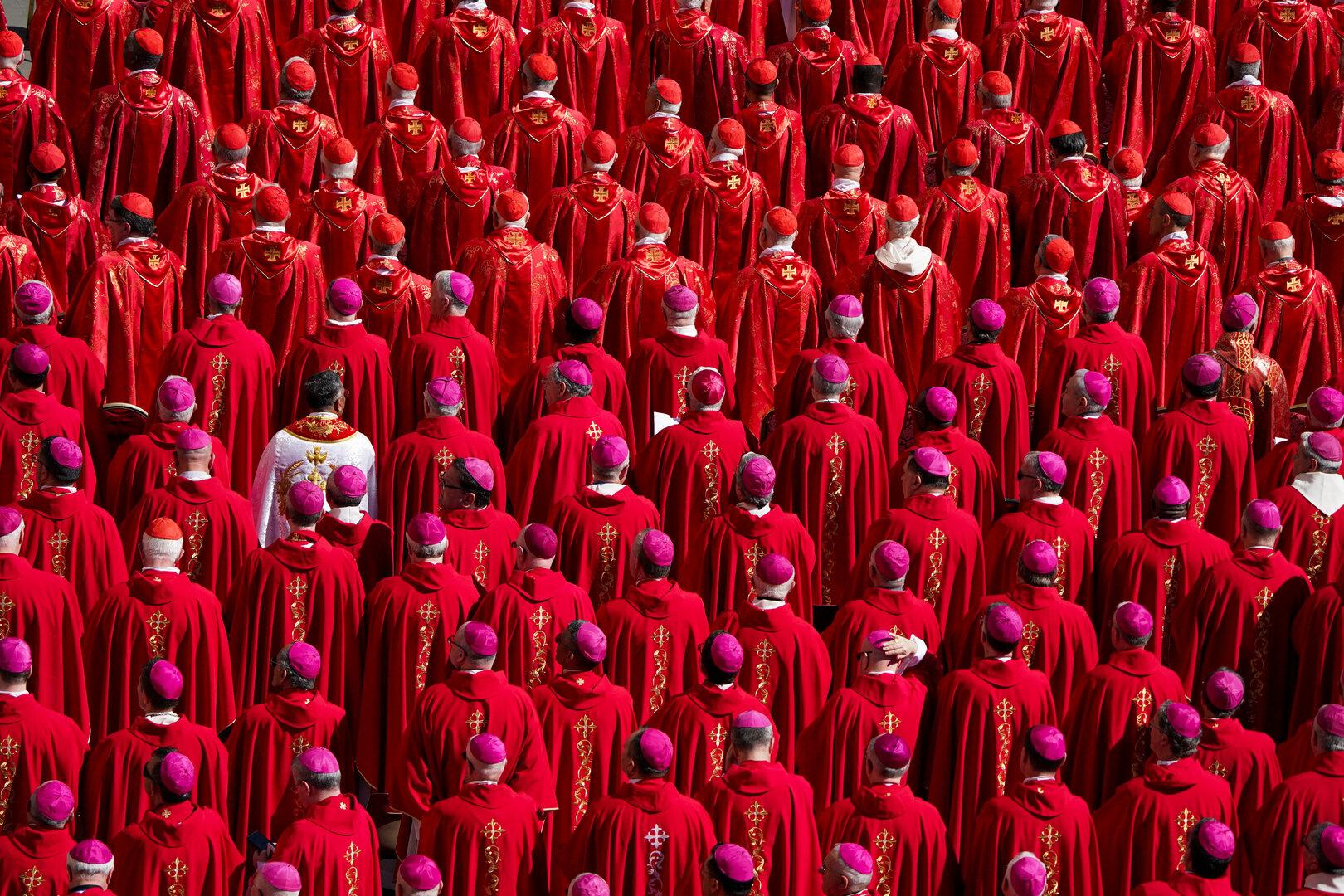 Das Konklave beginnt: Die Suche nach einem Papst, der Wunden heilt