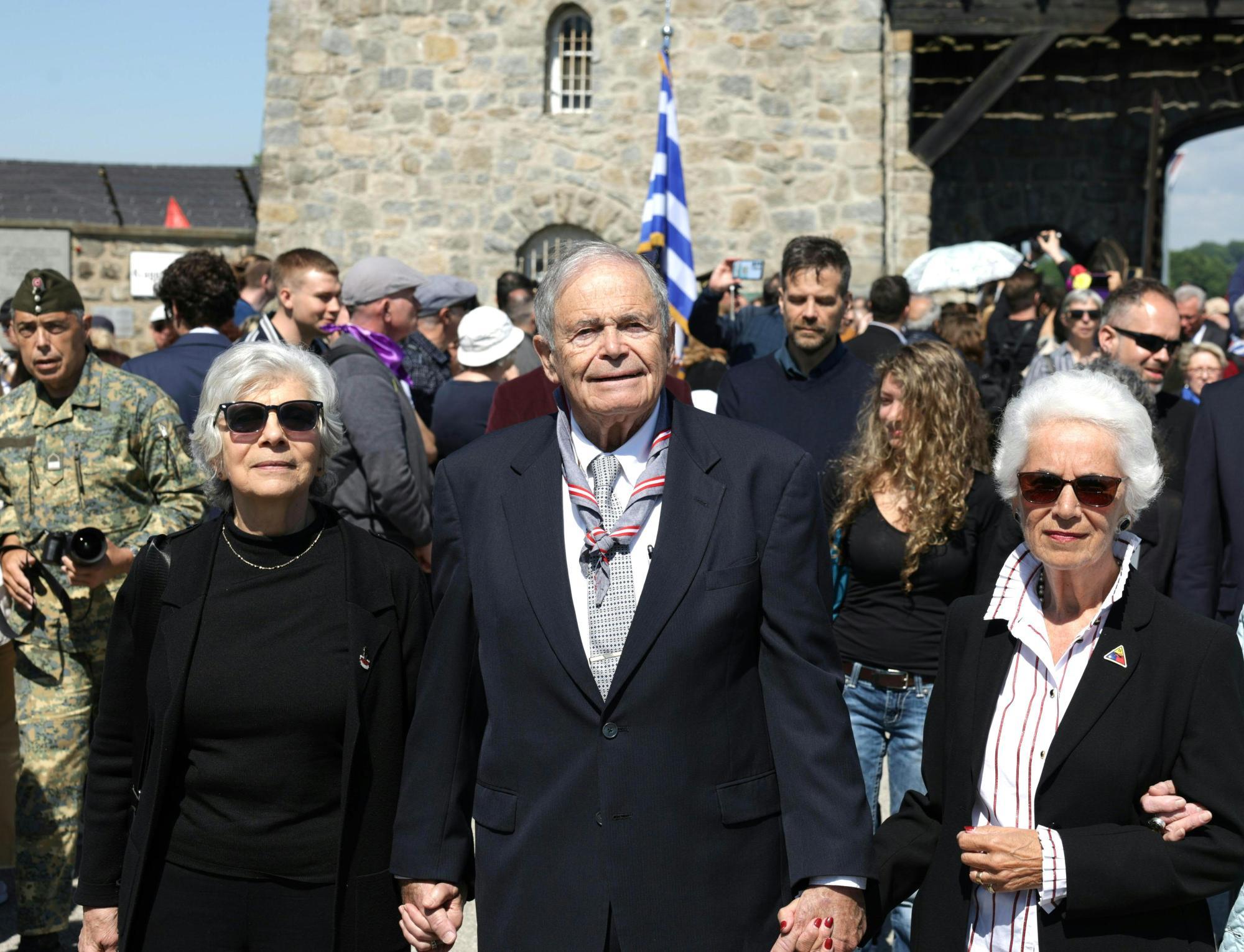Tausende bei Mauthausen-Gedenken mit den letzten Überlebenden