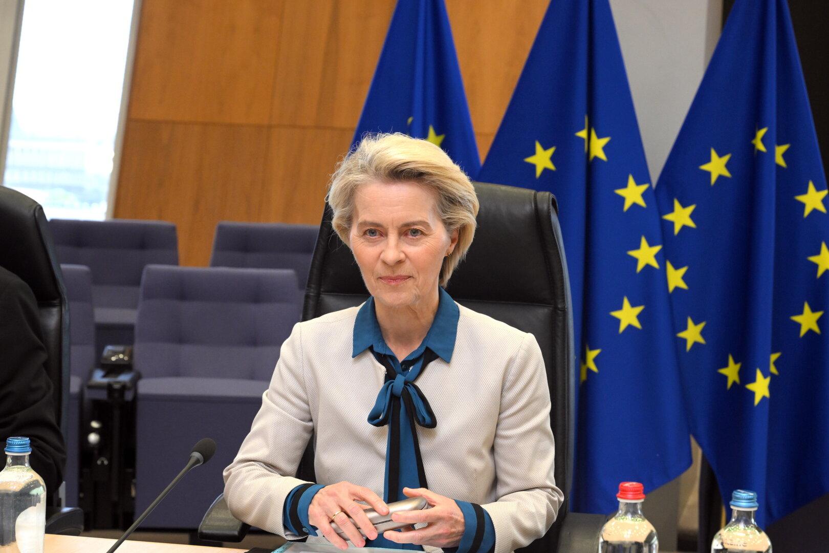 Pfizer-Deal? Von der Leyen muss SMS offenlegen