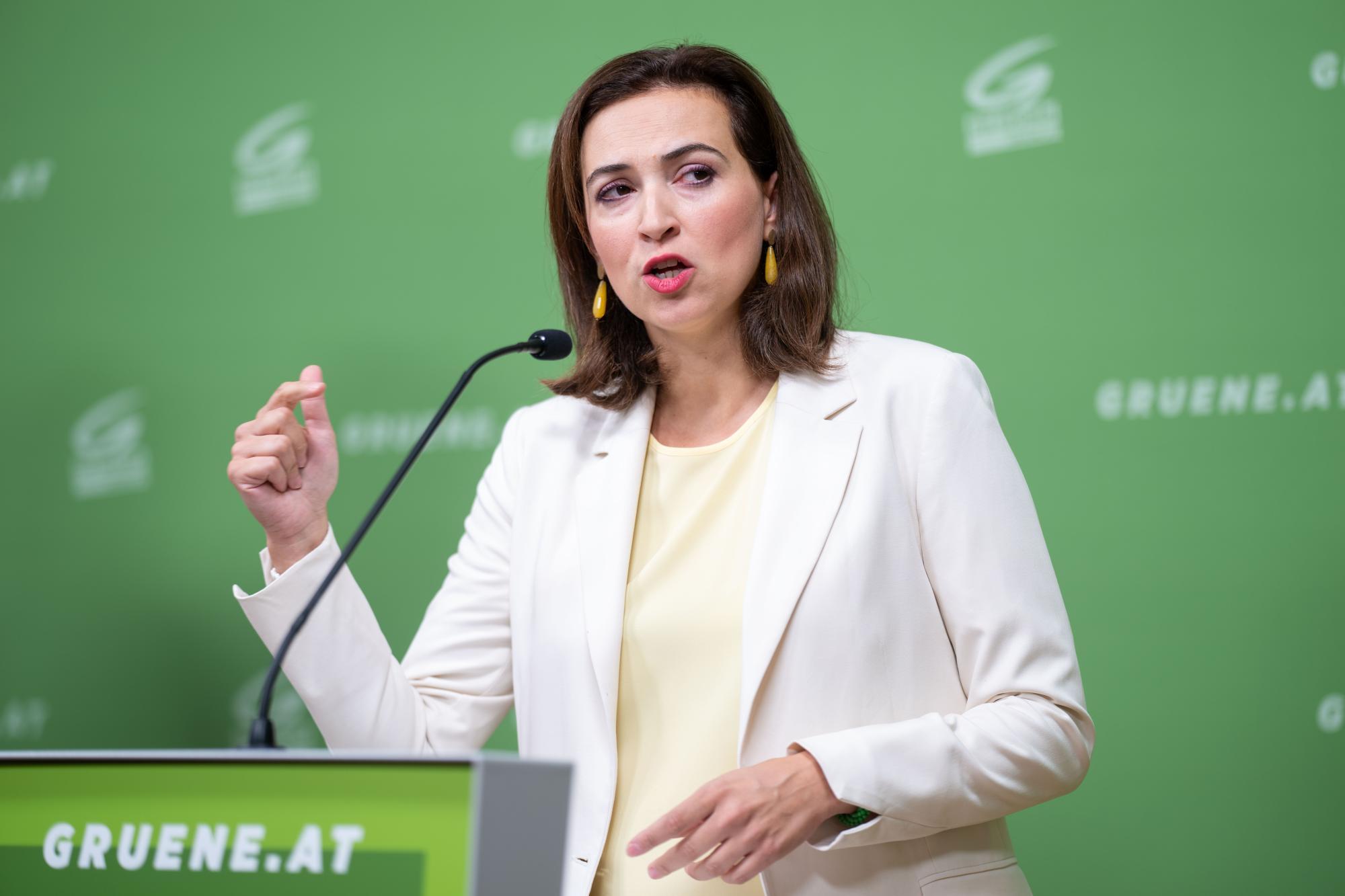 Informationsfreiheitsgesetz: Grüne werfen Dreierkoalition verschlafenen Start vor