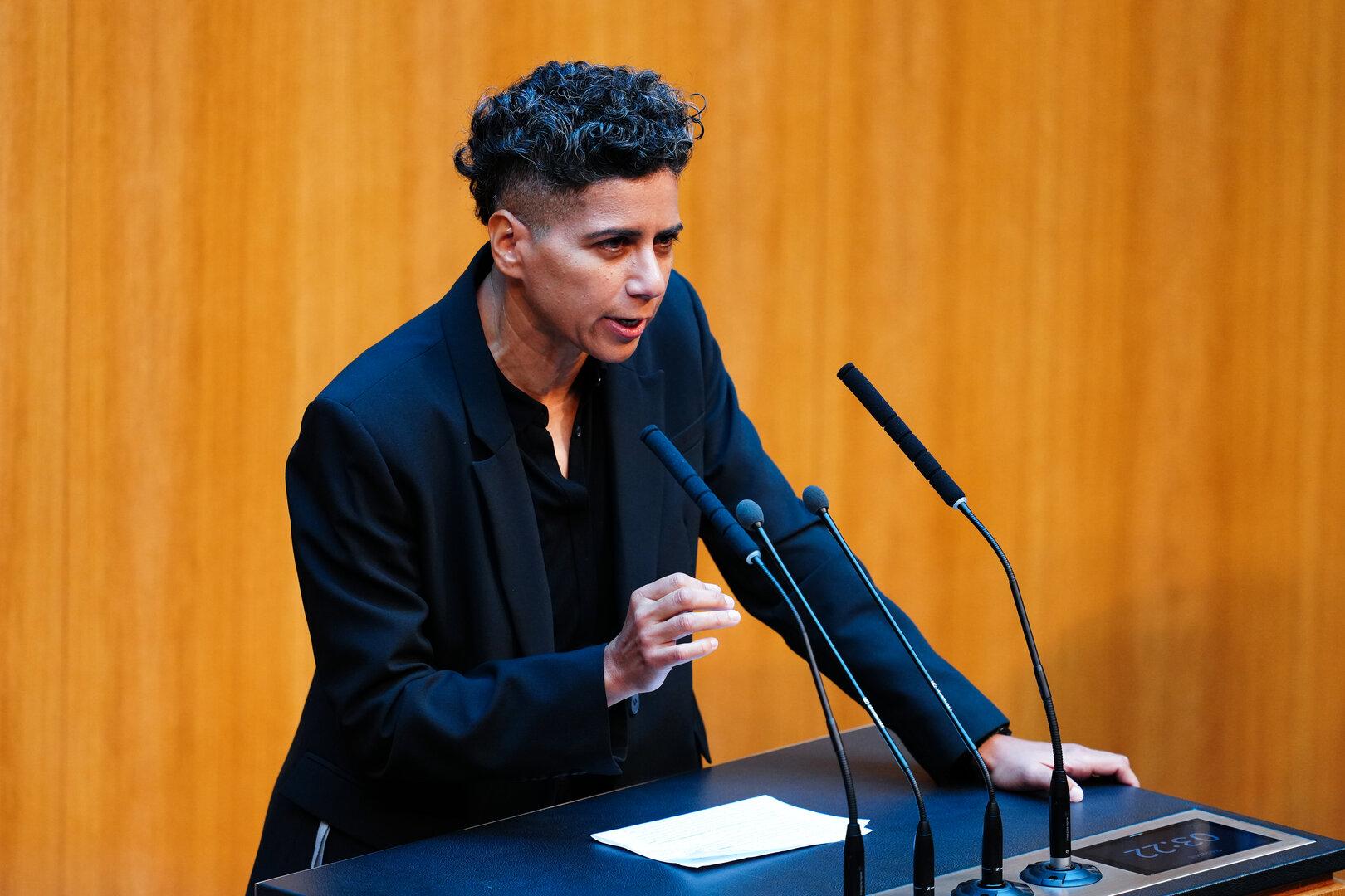 Tritt aus Partei aus: Faika El-Nagashi verlässt die Grünen