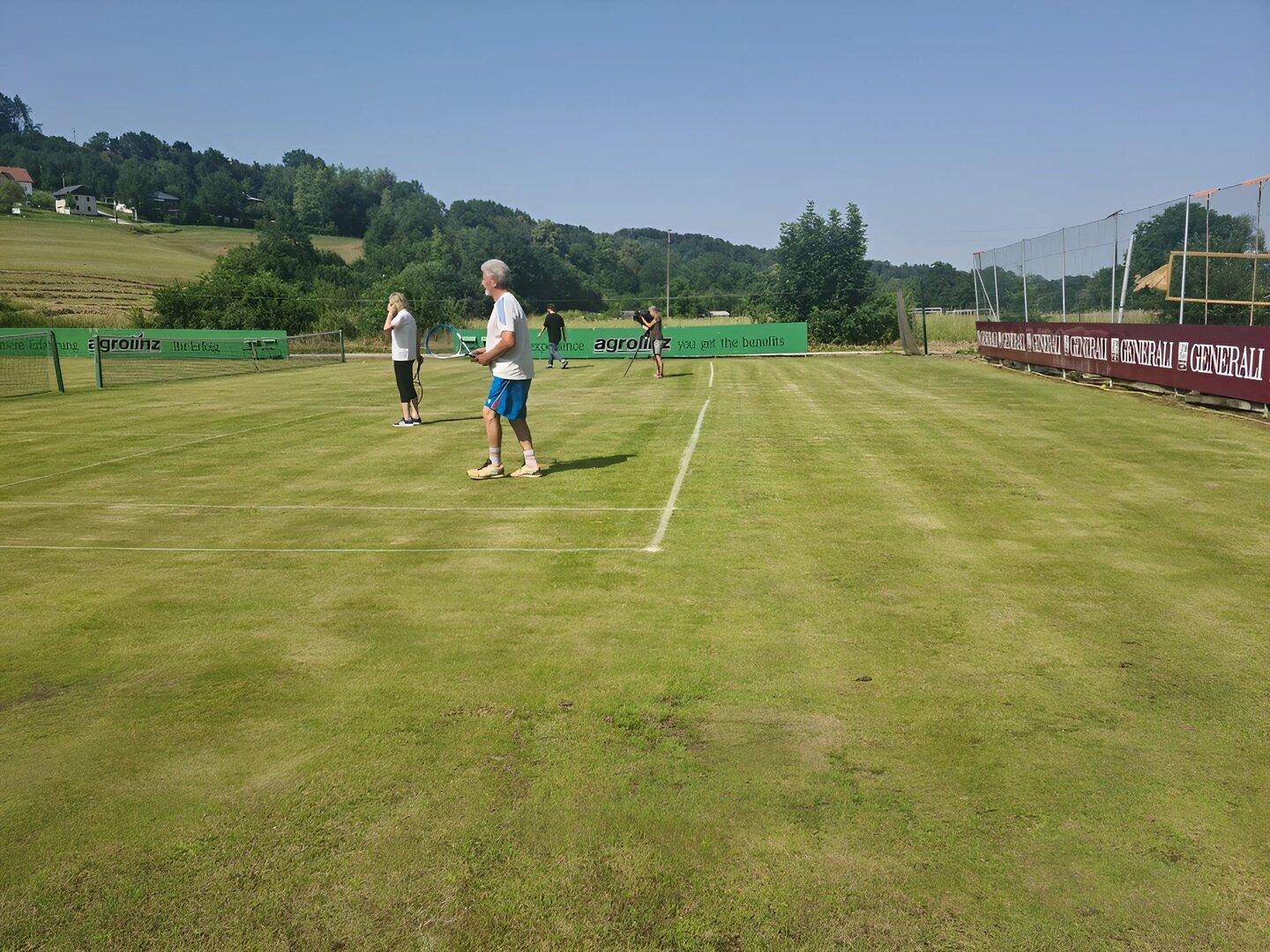 Rasen-Tennis als Luxus in Österreich: "Andere haben einen Ferrari"