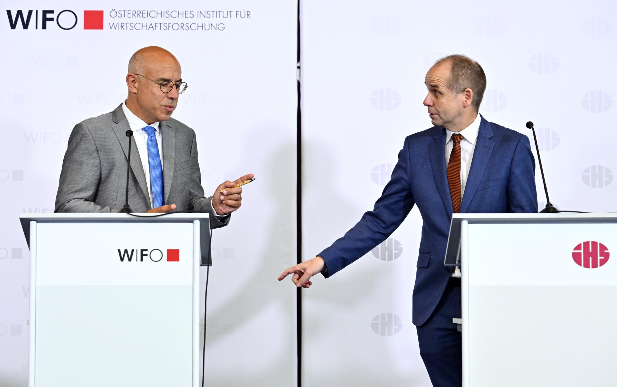 Avstrijsko gospodarstvo se počasi pobira, inflacija ostaja visoka