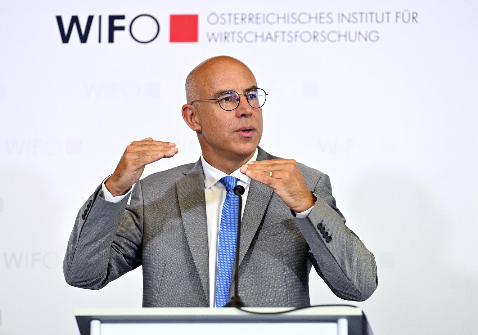 Lichtblick: Wifo und IHS heben Konjunkturprognose für 2025 an
