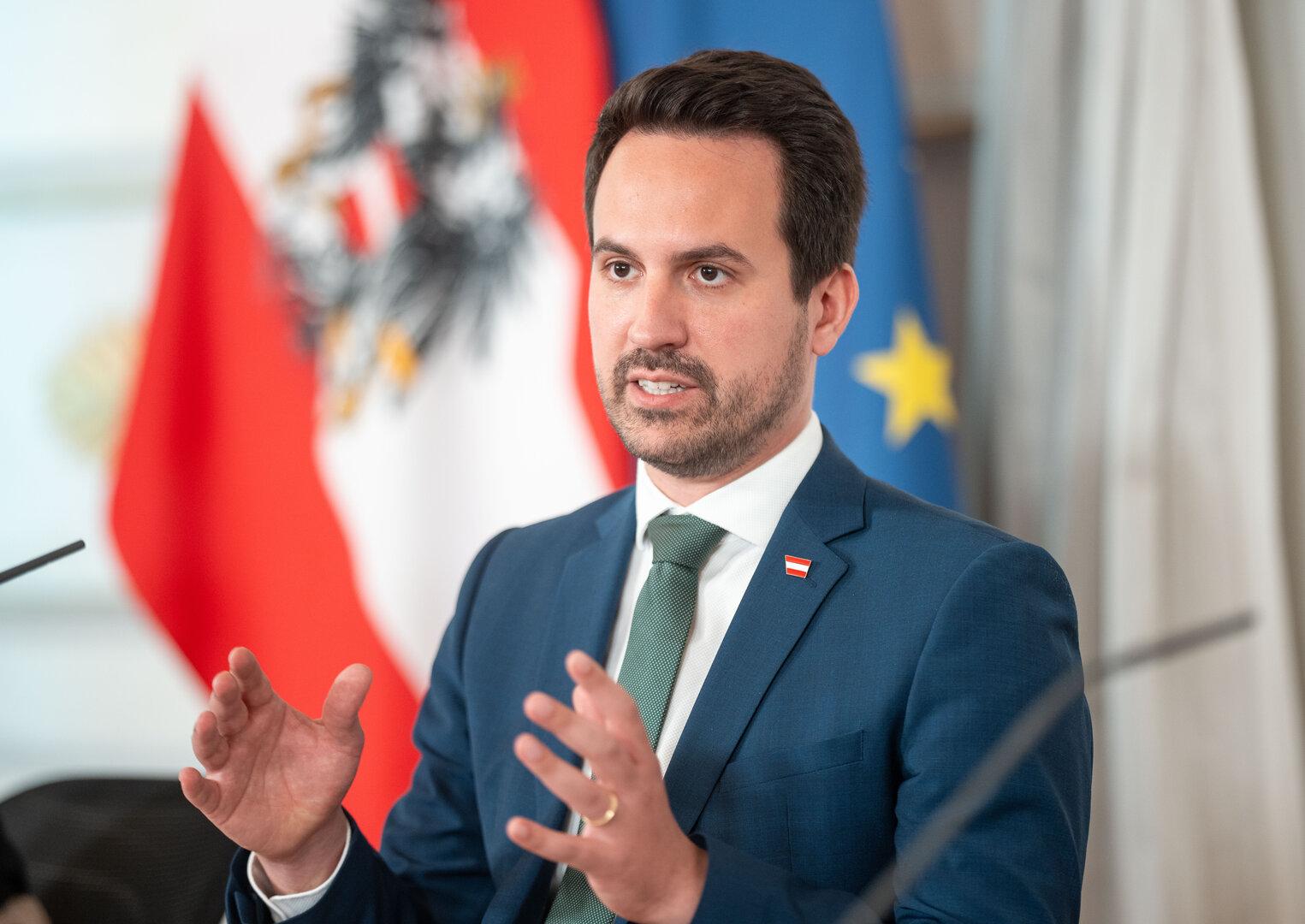 MINISTERRAT - PRESSEFOYER: WIEDERKEHR MINISTERRAT - PRESSEFOYER: WIEDERKEHR