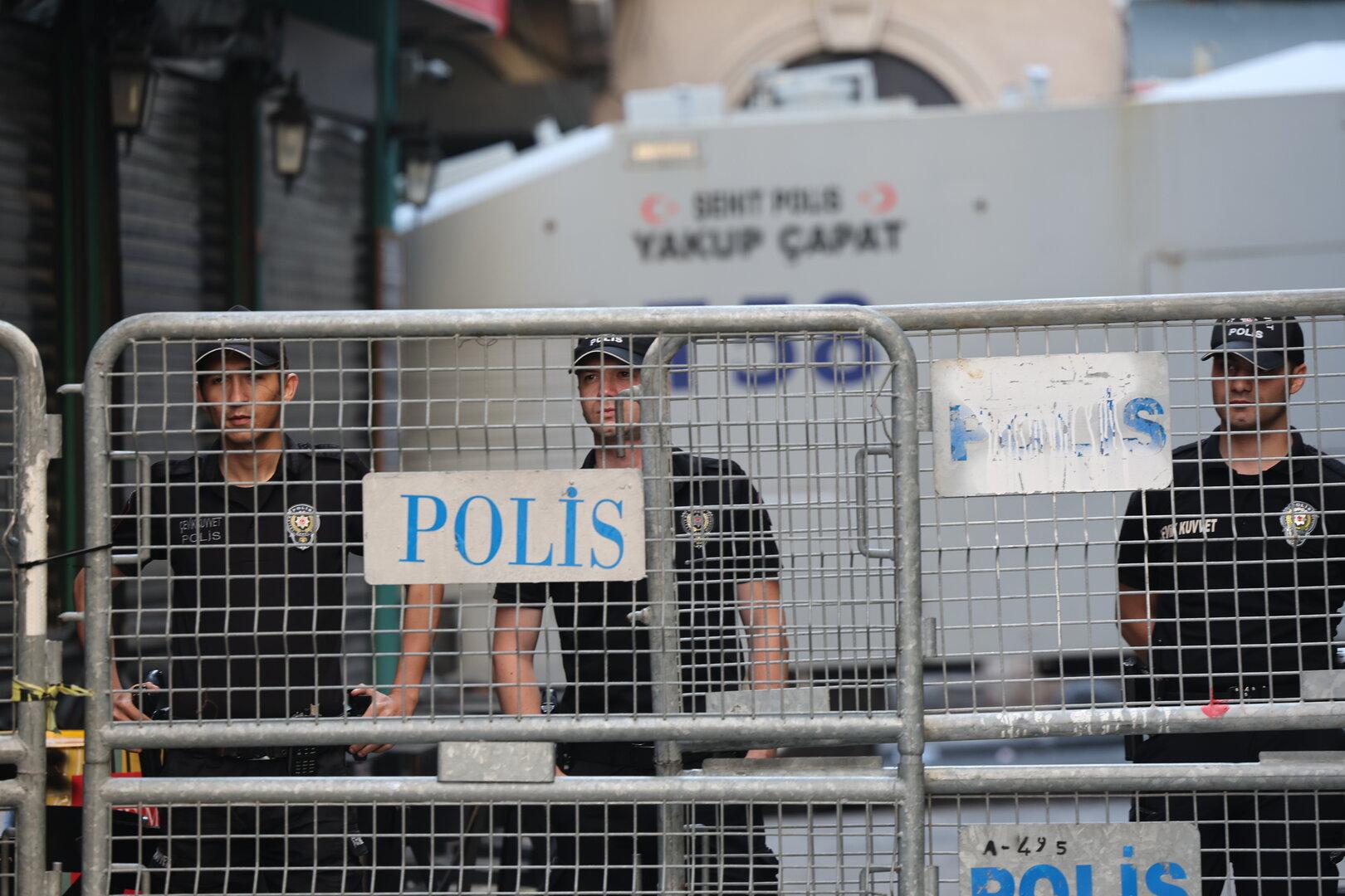 People arrested after prophet cartoon sparks protest at Turkish magazine People arrested after prophet cartoon sparks protest at Turkish magazine