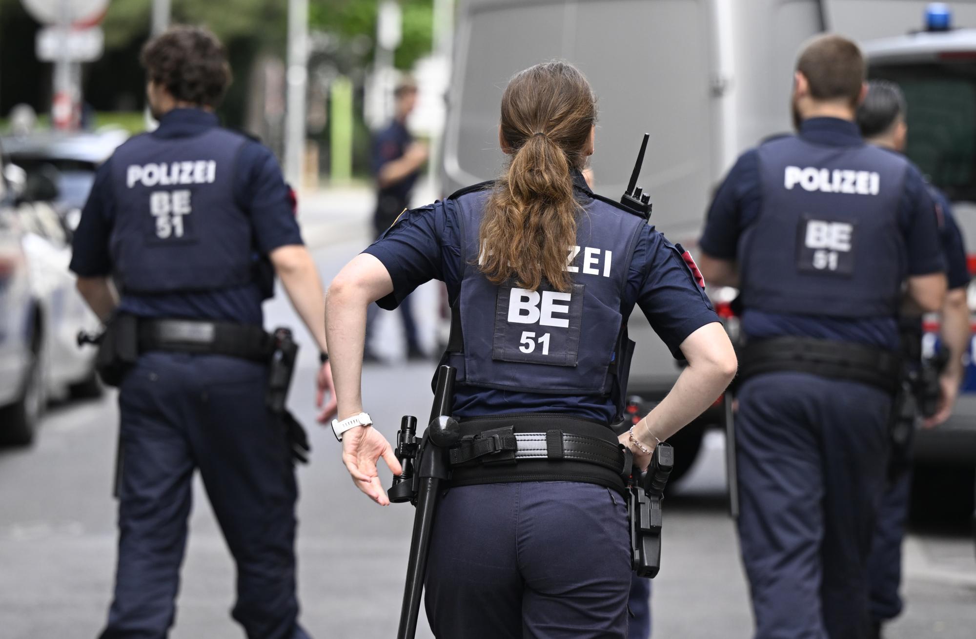 3 Menschen getötet: Mann (37) stellte sich in Linz der Polizei