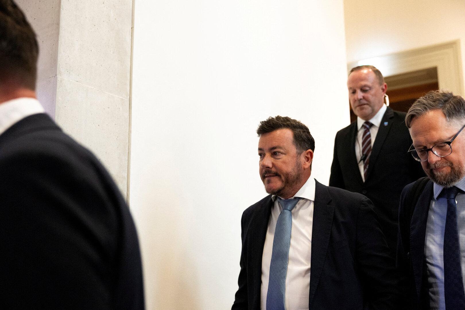 René Benko pred pričetkom sojenja premeščen v Innsbruck