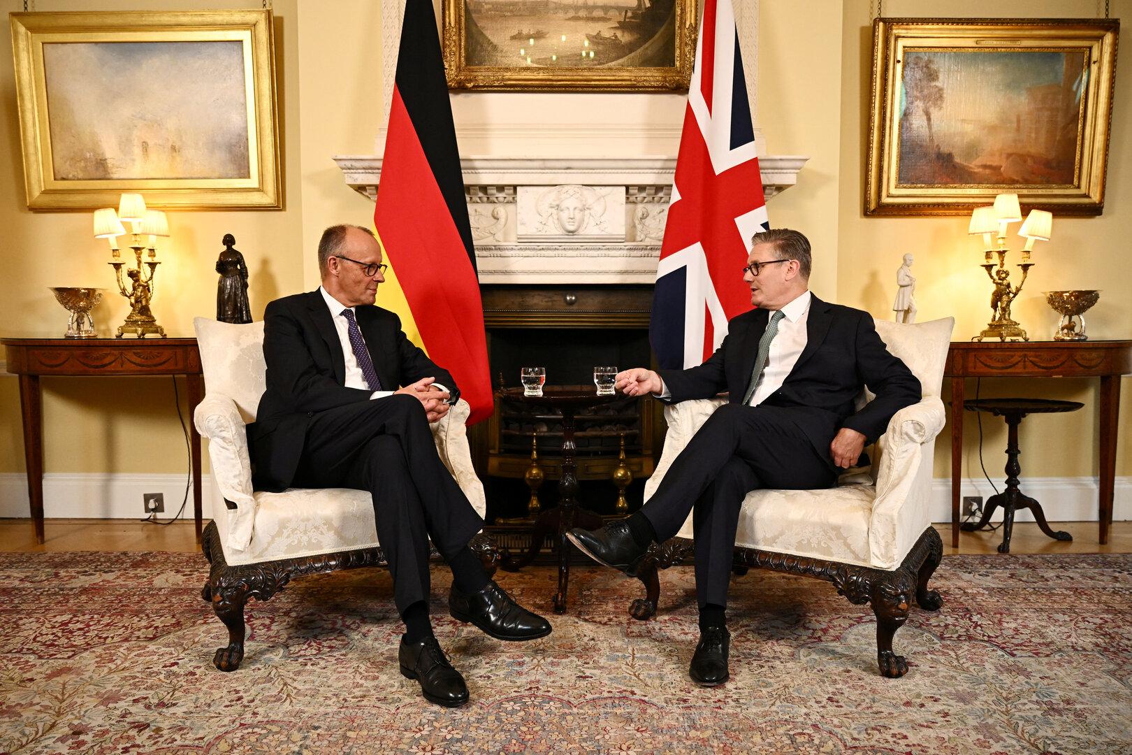 Merz zu Starmer: "Wir schlagen heute ein neues Kapitel auf"