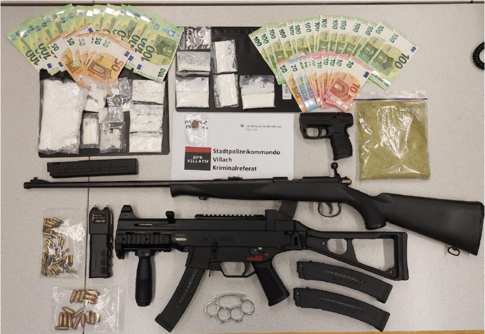 Policija v Celovcu aretirala dva preprodajalca drog in zasegla štiri kilograme speeda