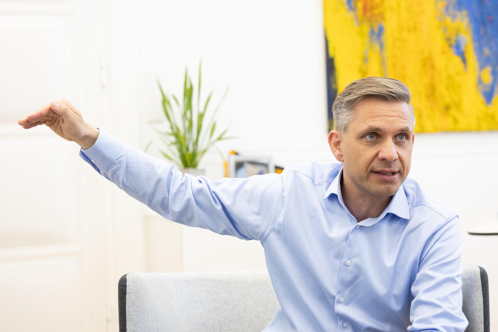 Avstrijski finančni in gospodarski minister očitno razhajata v mnenjih glede dela s krajšim delovnim časom