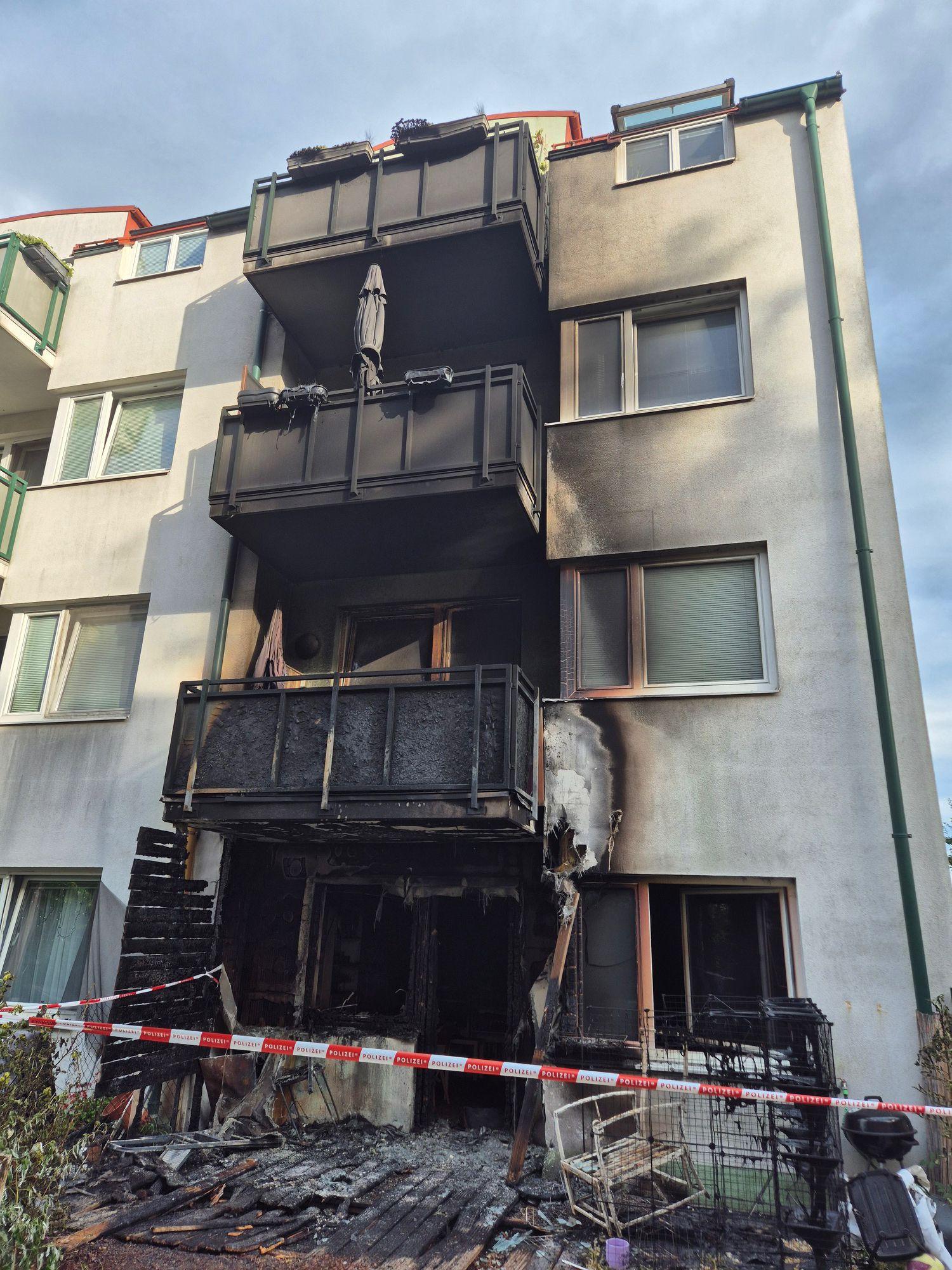 Požari v Avstriji in Nemčiji: Series požigov v Nortorfu in večji požari v Penzingu so povzročili preplah