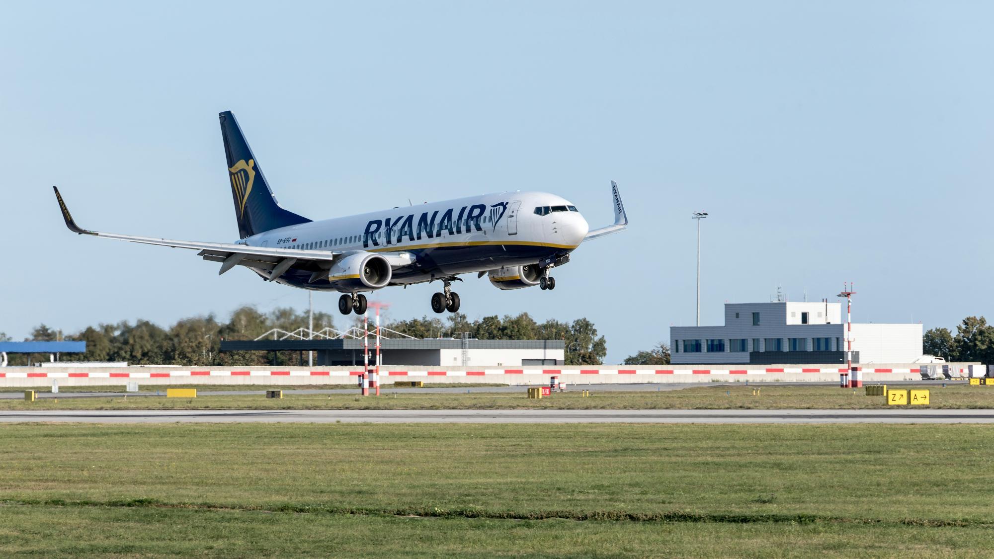 Ryanair und Easyjet verbieten Mitnahme von Heißgetränken an Bord