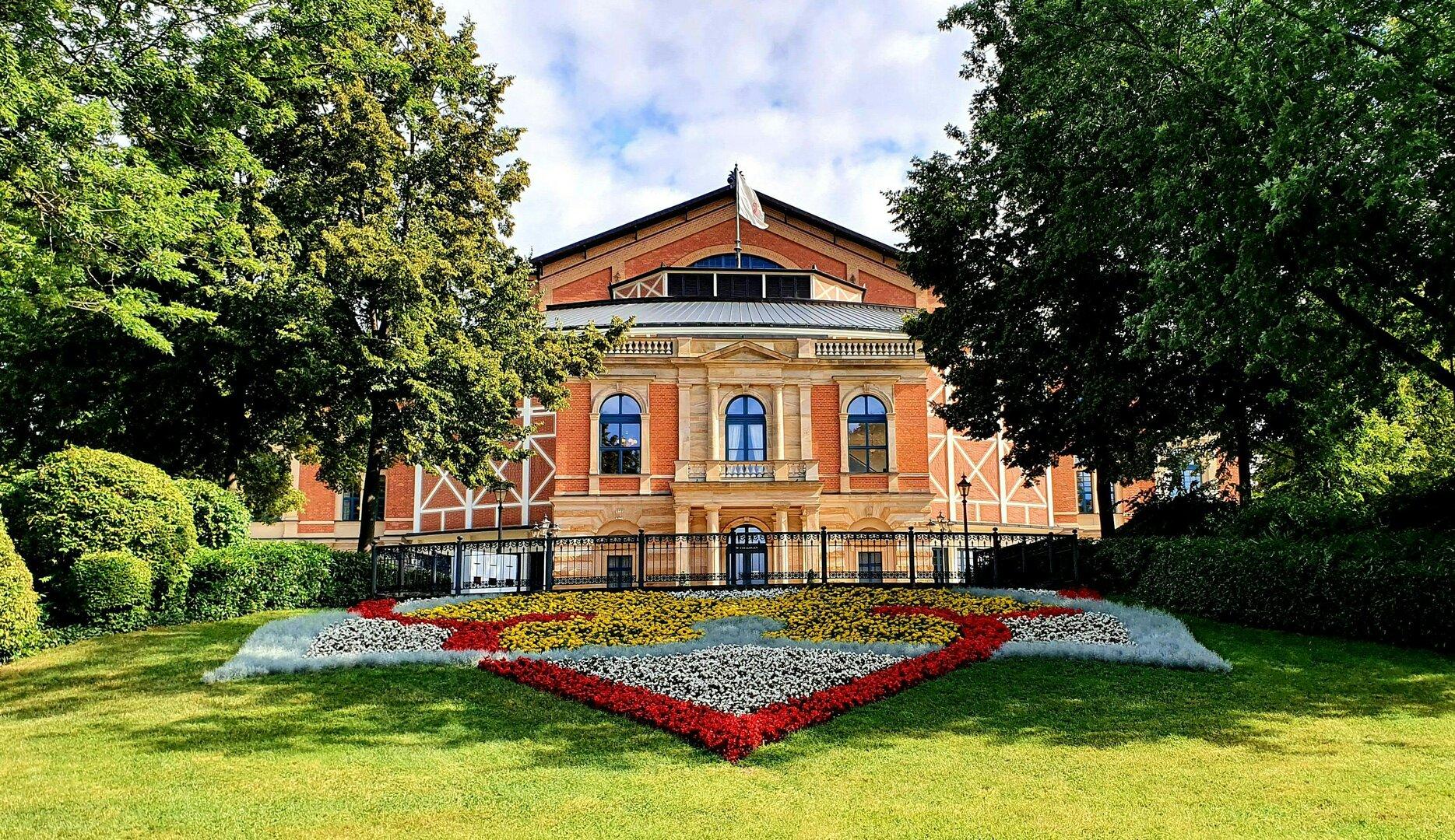 Bayreuther Festspiele 2026: Jubiläumsfestspiele mit Thielemann und KI