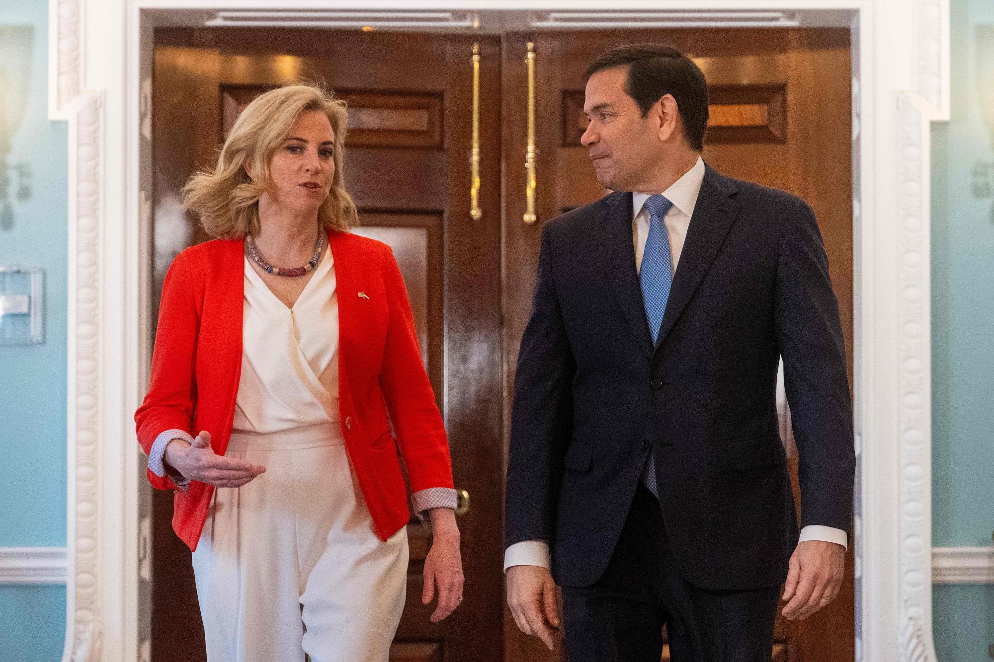 Avstrijska zunanja ministrica se je v Washingtonu srečala z ameriškim kolegom