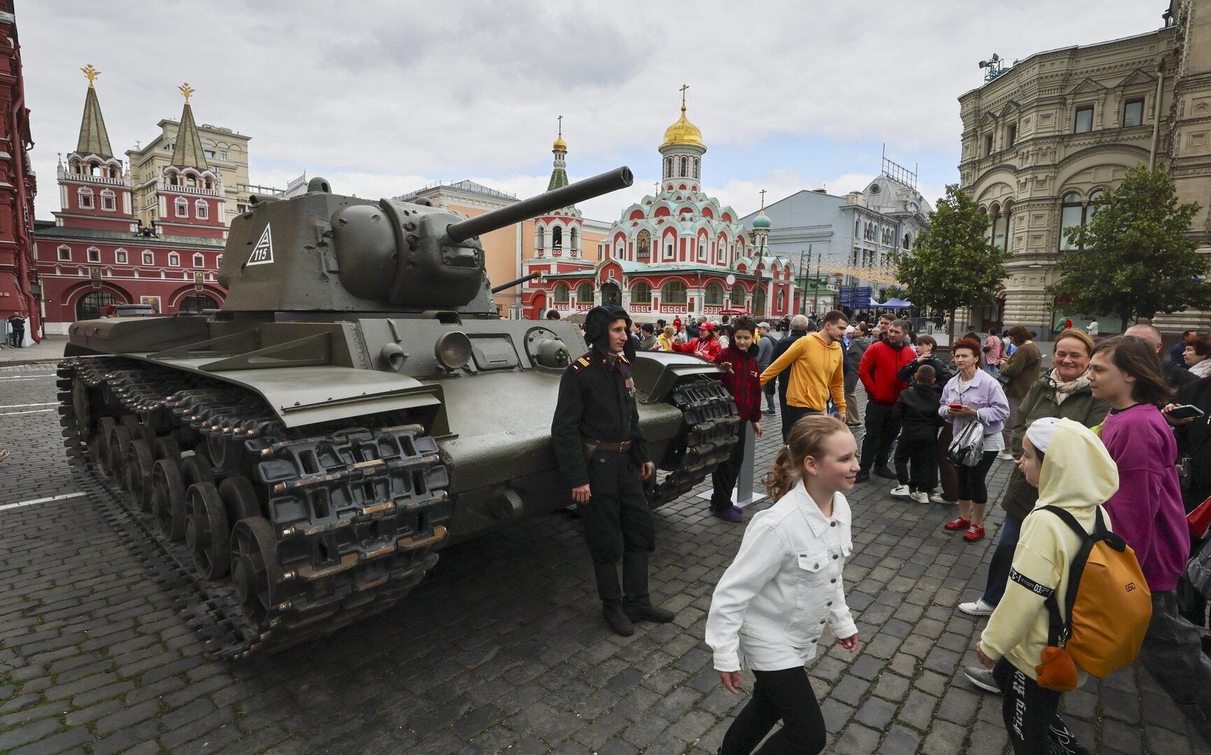 Wegen Sicherheitsbedenken: Kreml sagt Flottenparade ab