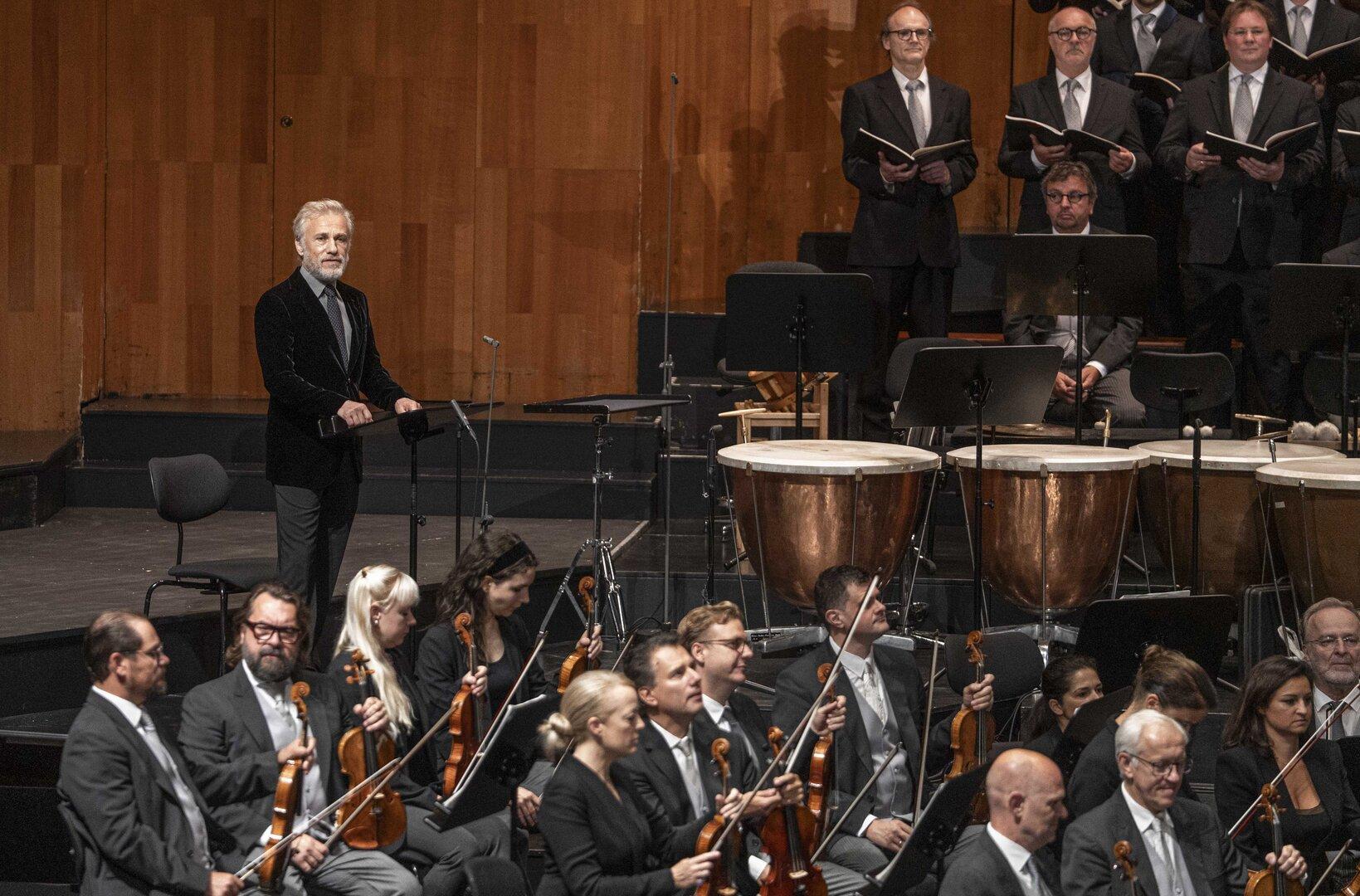 Salzburški festivalski večer navdušil z novo operno postavitvijo