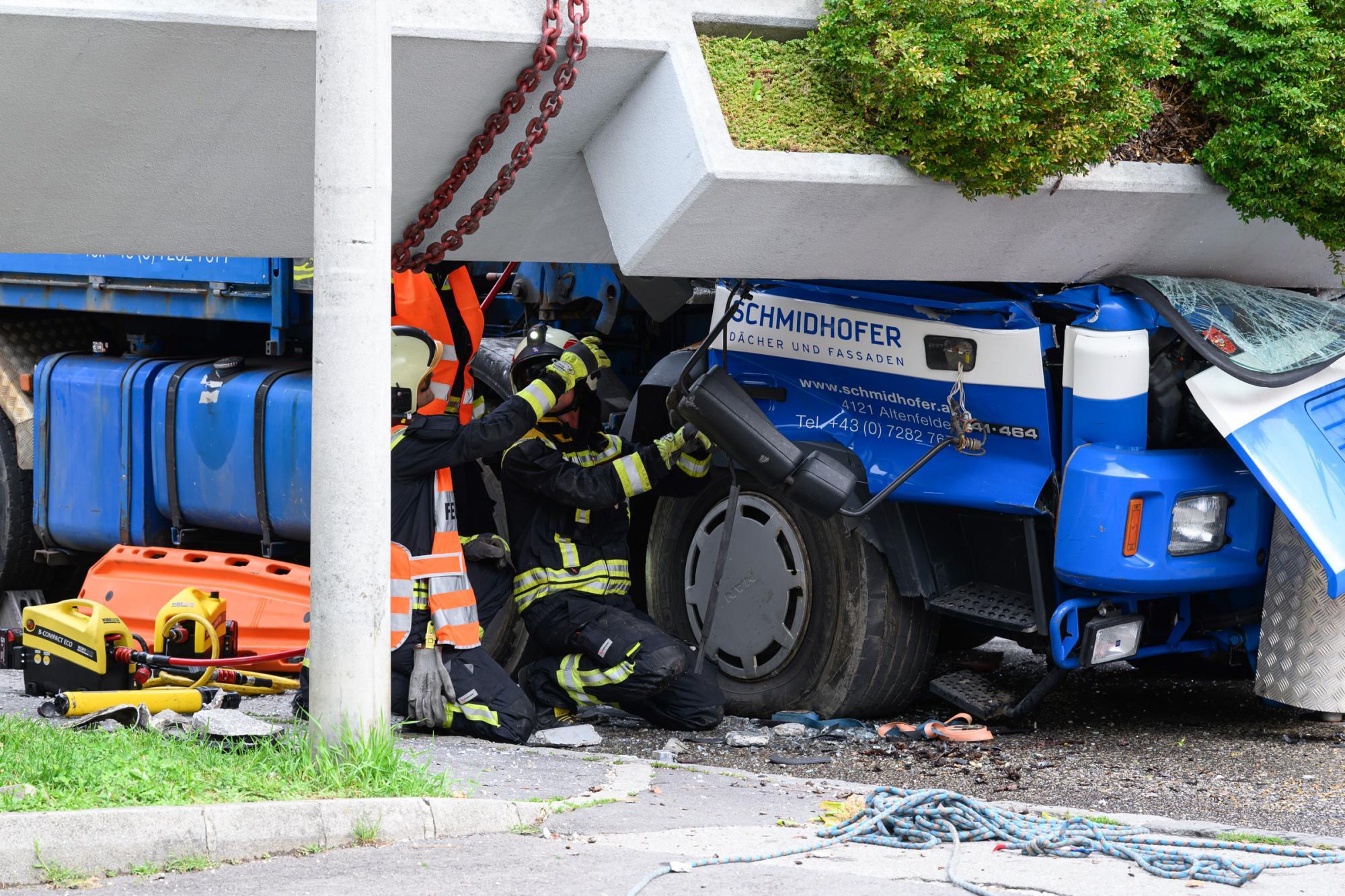 Po zrušitvi mostu v Linzu odrejena tri strokovna mnenja