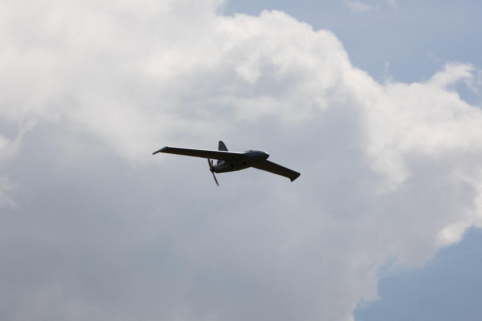 Nach ukrainischem Drohnenangriff: Öllager in Sotschi brennt