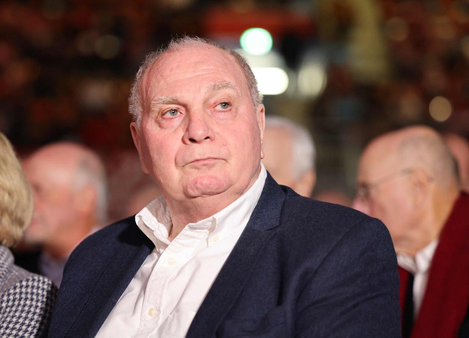 Bericht: Uli Hoeneß bei Golf-Event in Spital eingeliefert