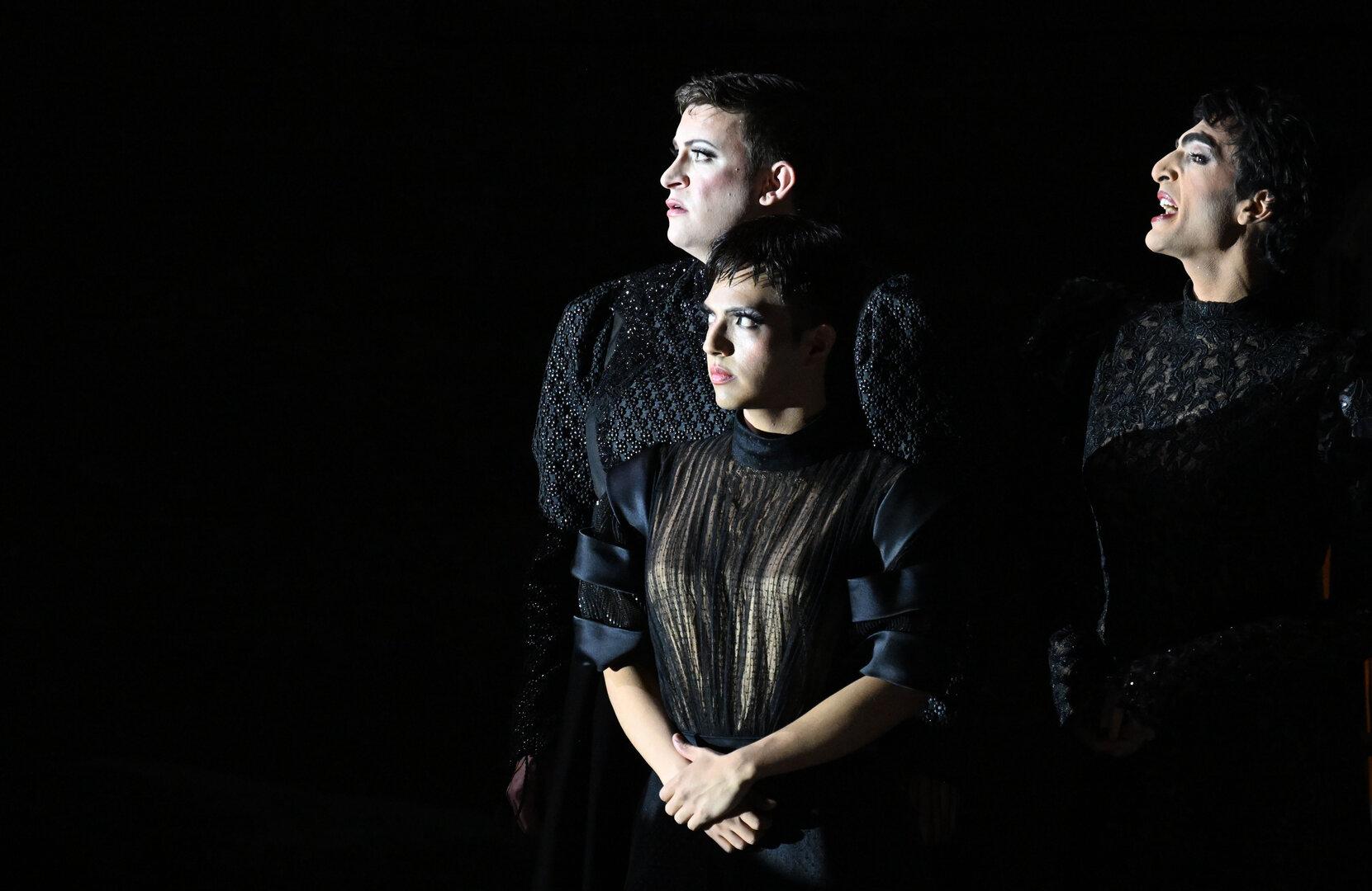 "Drei Schwestern" bei den Salzburger Festspielen: Der russische Albtraum