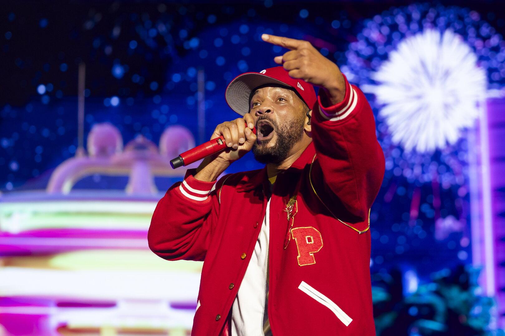 Alan Tudyk trdi, da so ga odstranili iz promocije filma 'Jaz, robot', ker je bil na testnih projekcijah bolj priljubljen od Willa Smitha