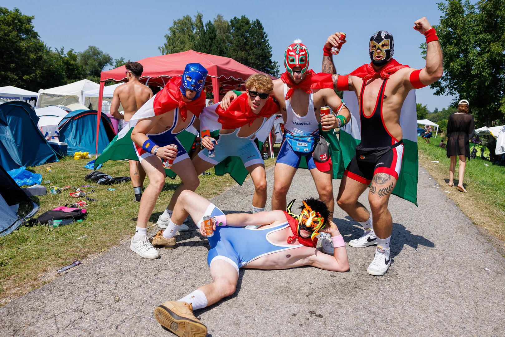 Chappell Roan in Post Malone sta odprla Frequency Festival v St. Pöltenu.