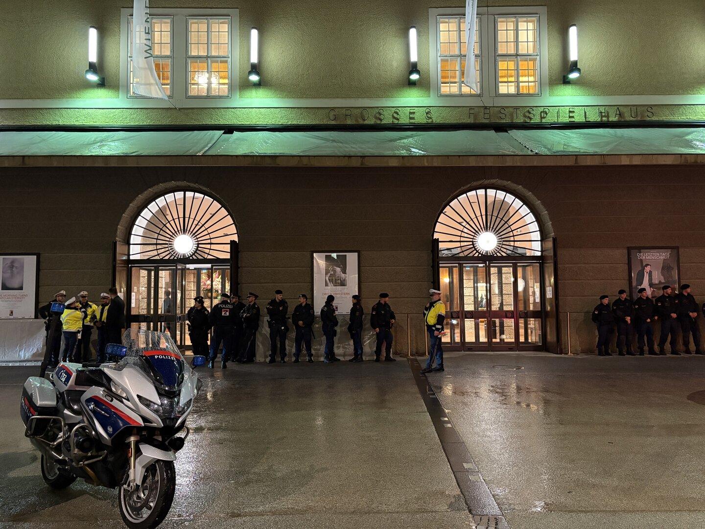 Salzburger Festspiele: "Die Tür wurde von innen sperrangelweit geöffnet"