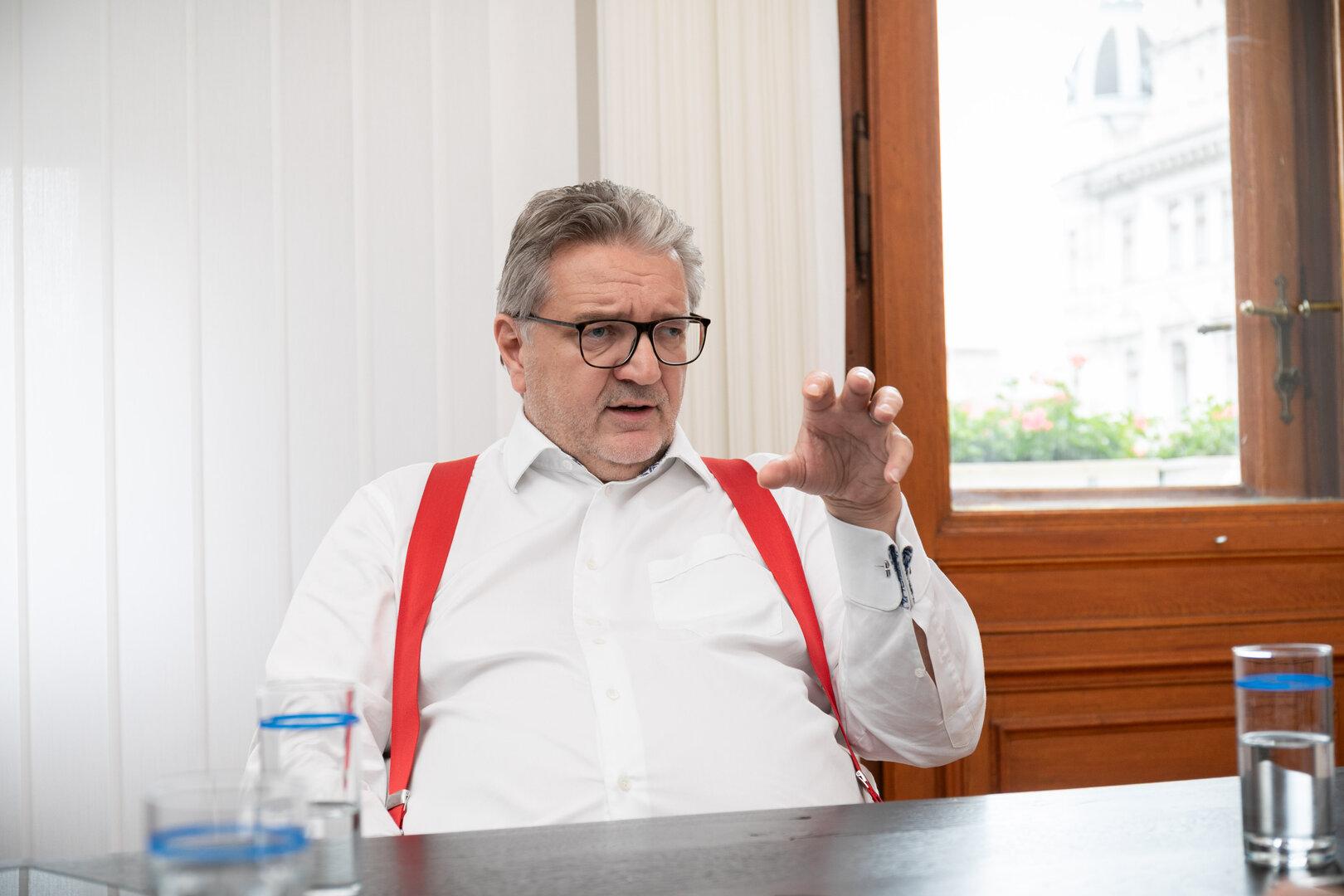 "Findet permanent Ausreden": Wiener Stadtrat attackiert ÖVP-Ministerin