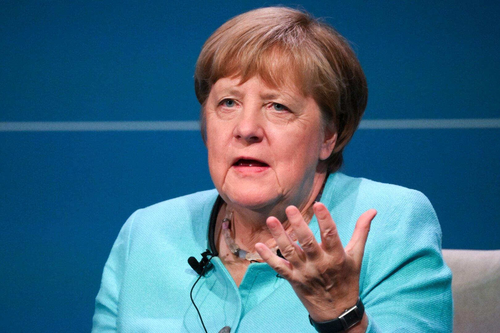 Merkel über Flüchtlingswelle 2015: "Haben viel geschafft"