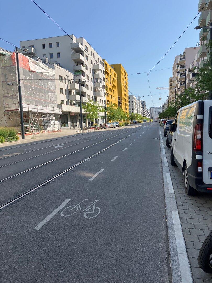Von der Gleislandschaft zum Wohnviertel: Urbanes Wohnen mit Wildnis