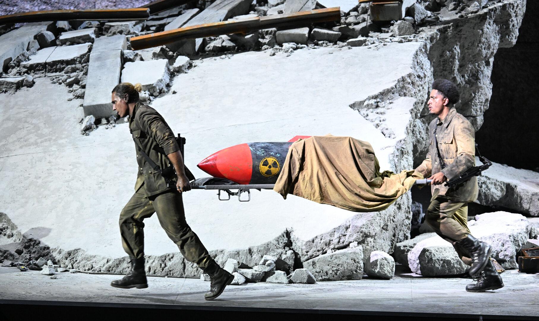 Salzburg-Festspiel-Resümee: Es herrscht Krieg – auch auf der Bühne