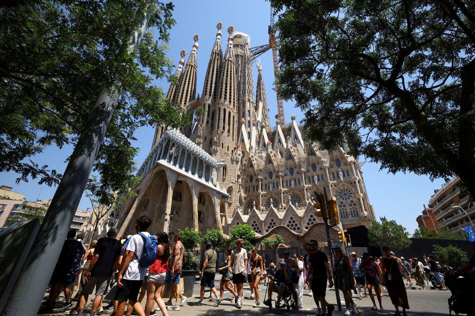 Sagrada Familia in Barcelona von Klimaaktivisten mit Farbe beschmiert