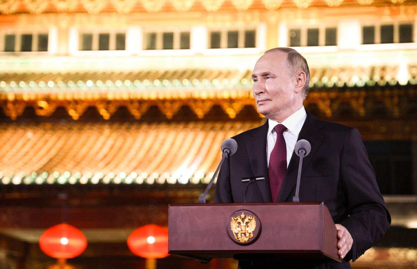 Hoffnung auf Frieden? Putin bietet Selenskyj Treffen in Moskau an