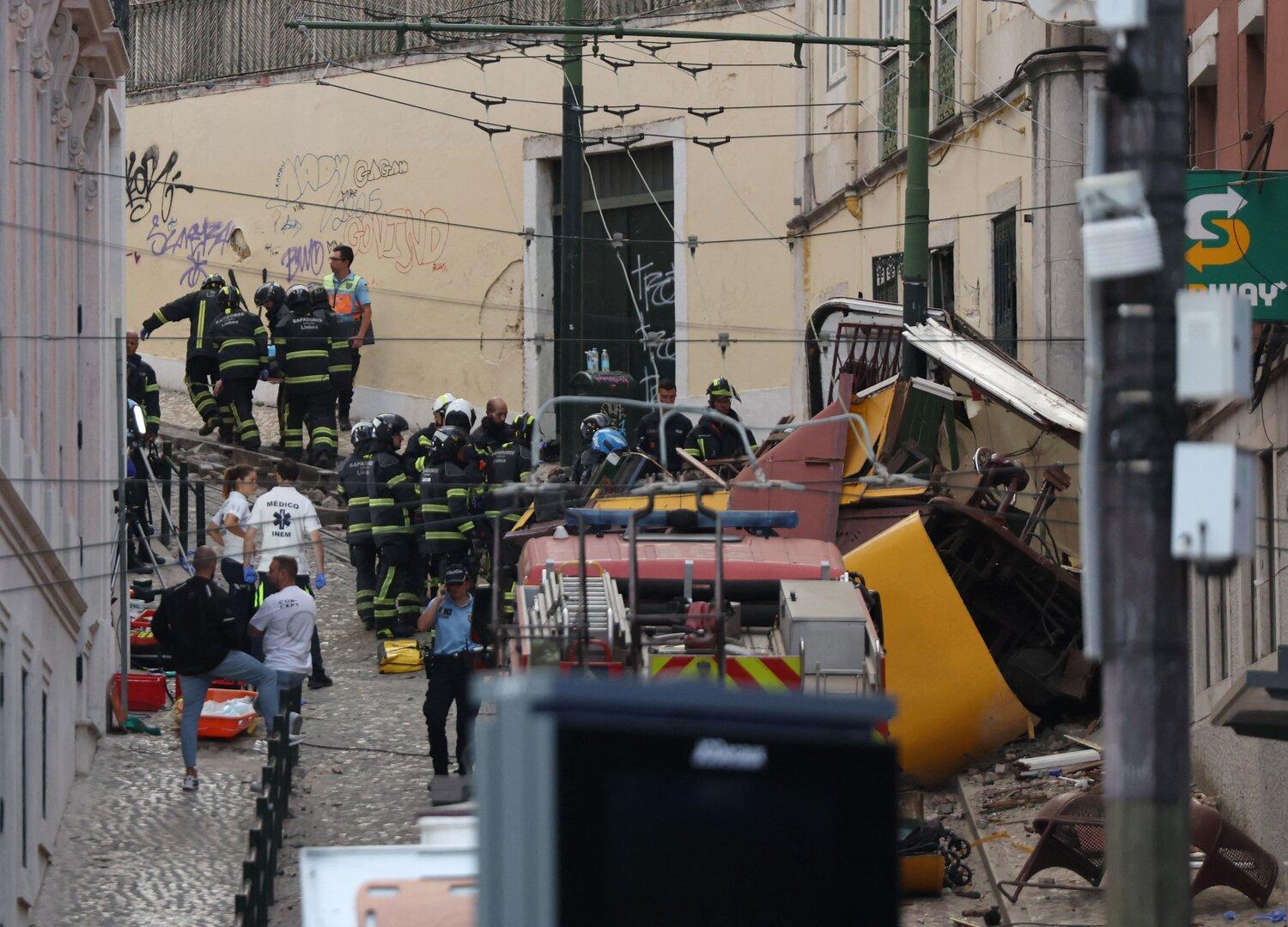 Tragödie in Lissabon: Historische Standseilbahn entgleist, 15 Tote