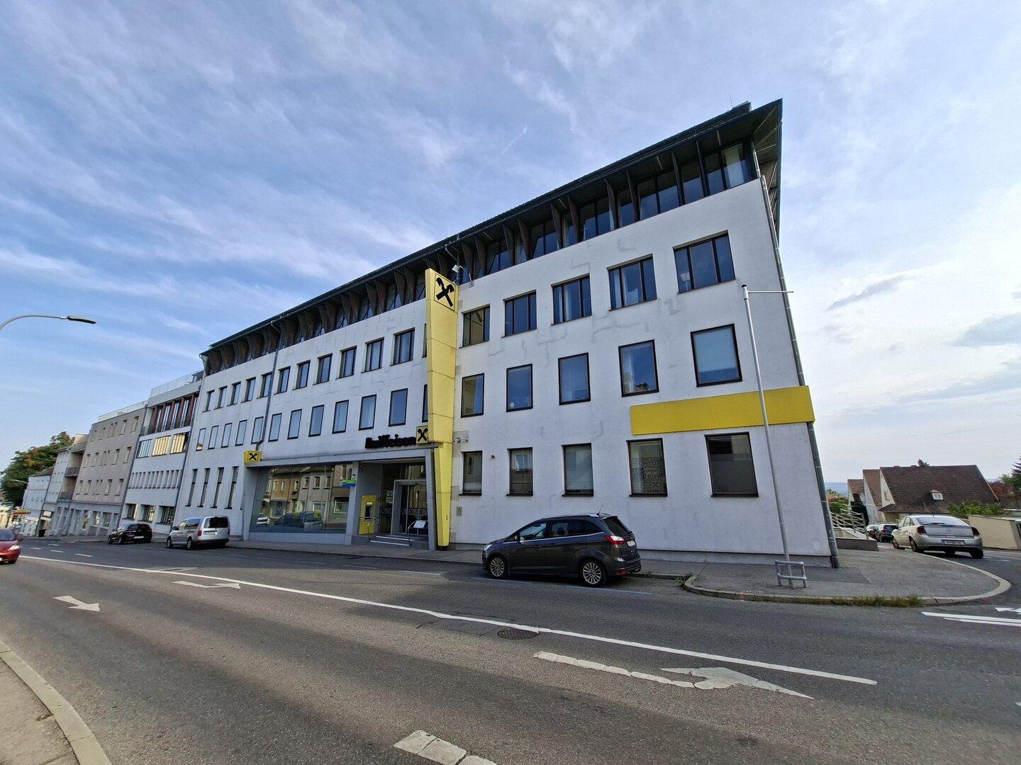 Landesholding Burgenland kupila poslopje Raiffeisen Zentrale v Eisenstadtu za 11,4 milijona evrov