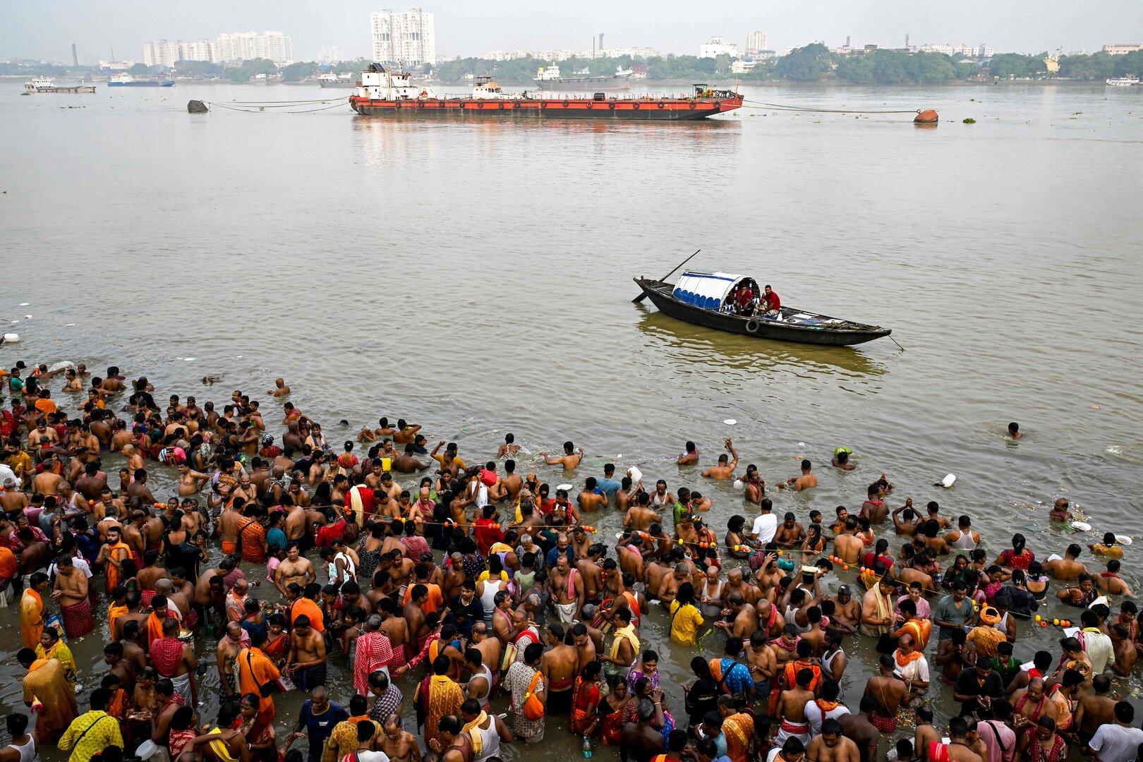 Lebensader für Millionen: Ganges führt immer weniger Wasser