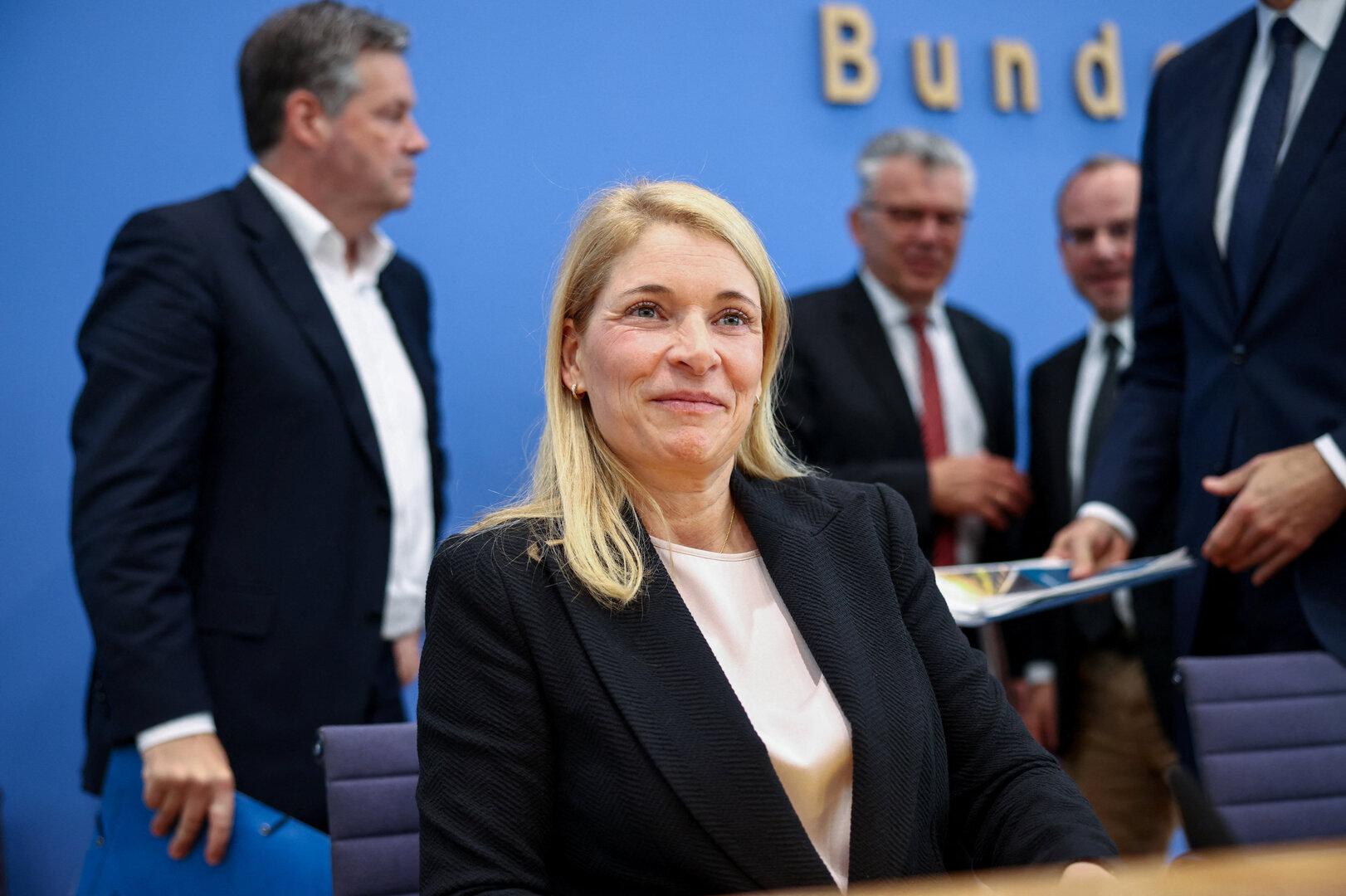 Evelyn Palla als neue Deutsche-Bahn-Chefin bestätigt