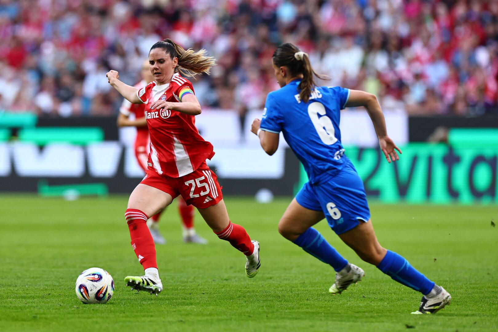 ÖFB-Teamspielerin bei Bayern-Sieg mit Knieverletzung früh out