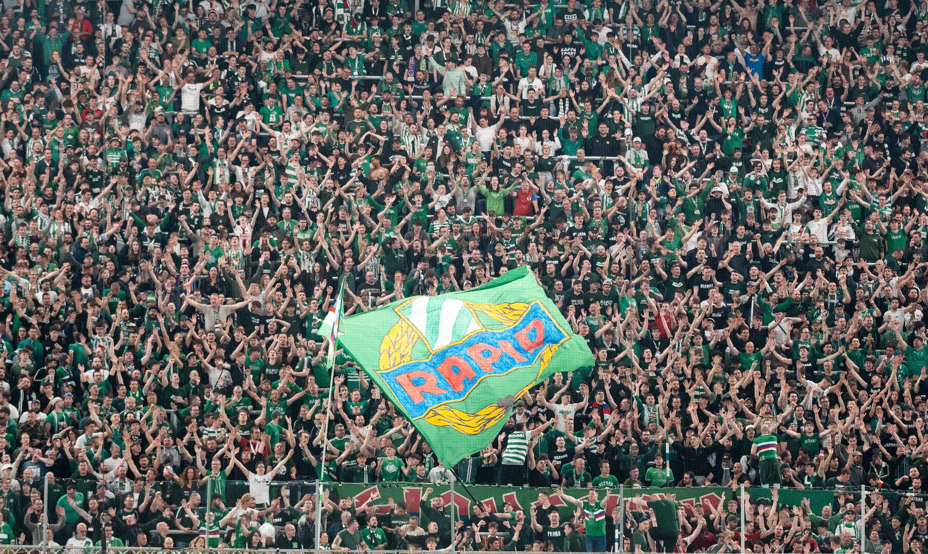 FUSSBALL: CONFERENCE LEAGUE / VIERTELFINALE / RÜCKSPIEL: SK RAPID - DJURGARDENS IF.