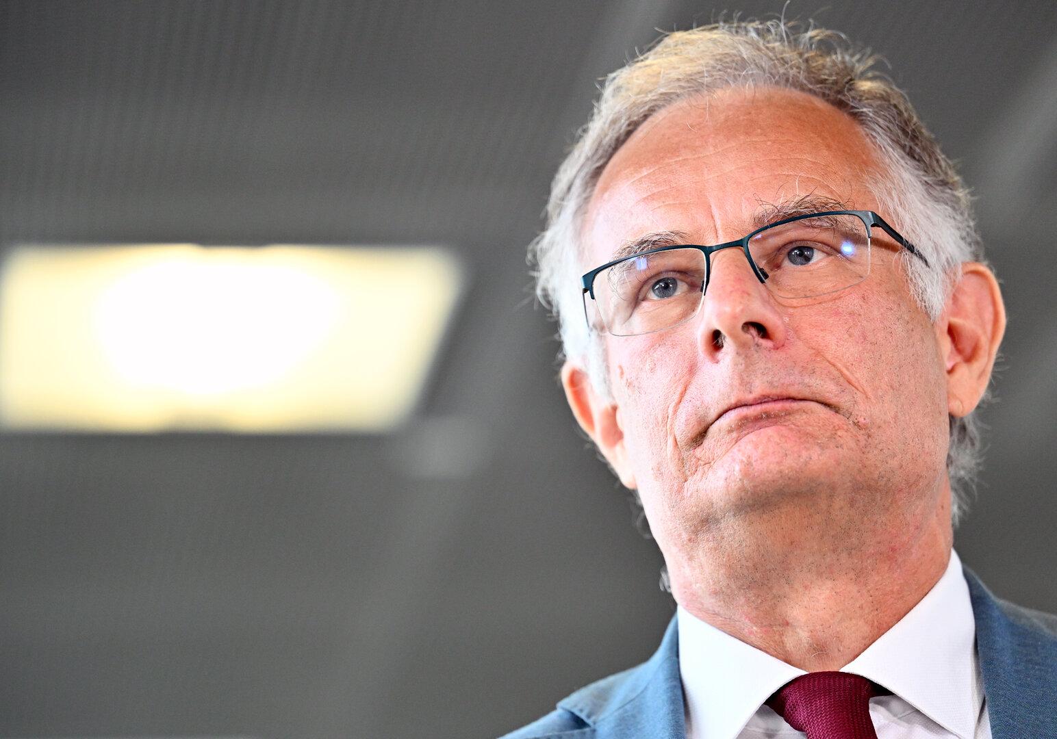 Finančni minister Marterbauer zavrnil predlog za znižanje DDV na živila