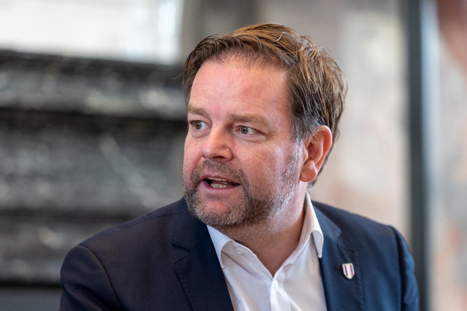 Tirols FPÖ-Chef Abwerzger wiedergewählt: "Anfang vom Ende der ÖVP"