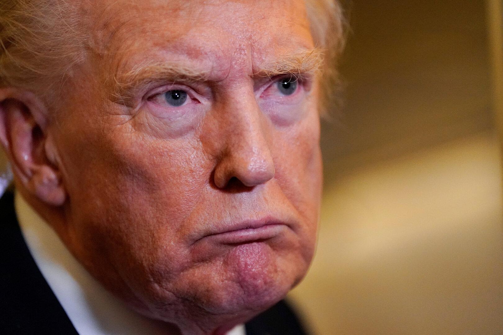 Trump reagiert auf Massenproteste: "Arbeite mir den Arsch ab"