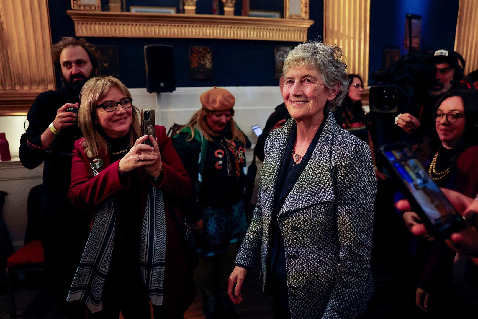 Von Protesten begleitet: Connolly gewinnt Präsidentschaftswahl in Irland