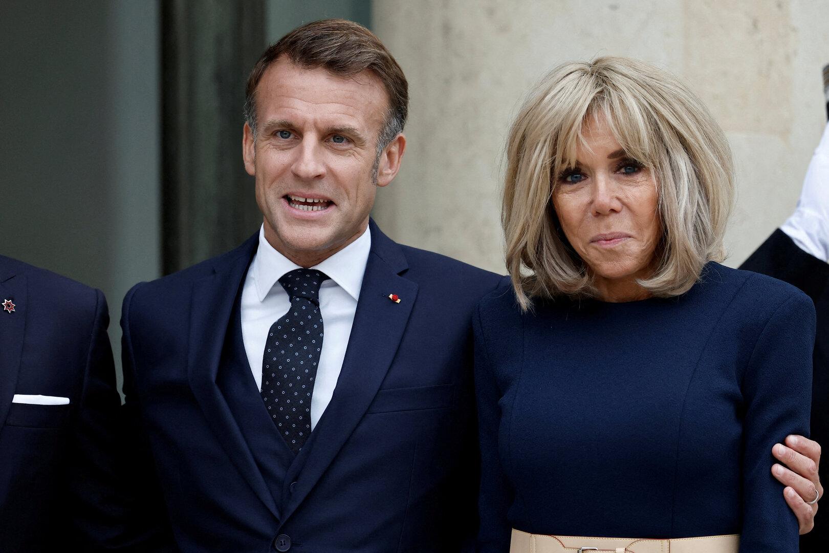 Brigitte Macron beschimpft Feministinnen aufs Übelste