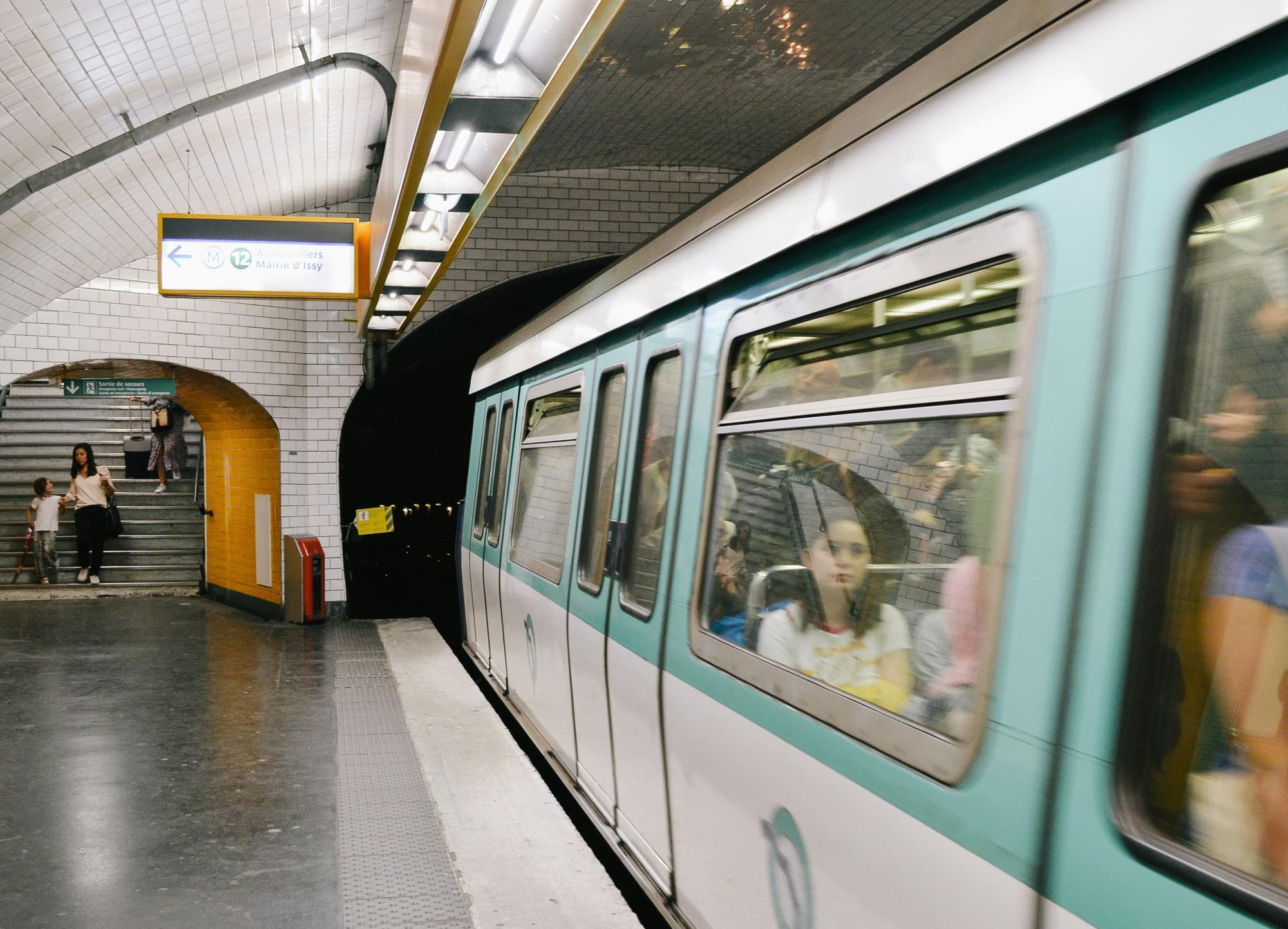 Aus für Papiertickets in Pariser Metro: Auch in Wien geplant?